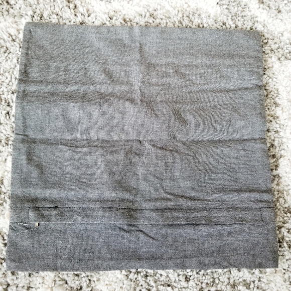 🌻NEW🌻 Fringe Chambray Pom Pom Cushion Cover - Picture 7 of 7